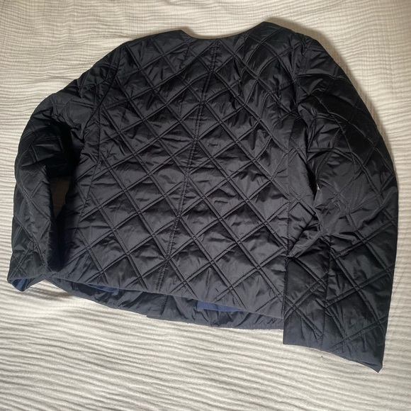 J. Crew Quilted Puffer with Gold Button Details in Size 2. Excellent condition! - Picture 2 of 5